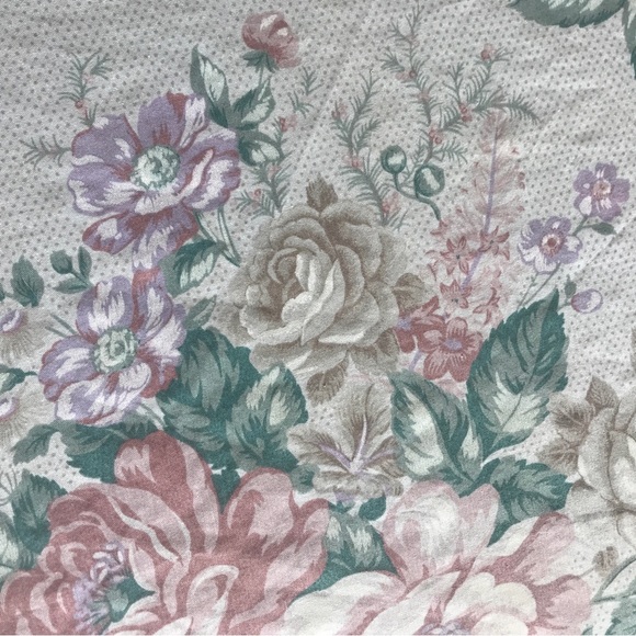 Vintage JC Penney USA Table Cloth Round Floral 6’ Or 72” Cottage Beautiful - Picture 2 of 8